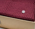 Prince Bowtie Set Schal + Mütze - Prince Bowtie Logo im Detail - Rot