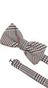 Prince Bowtie Fliege mit bekannter Farbgebung - Verschluss im Detail - Beige/Bordeaux